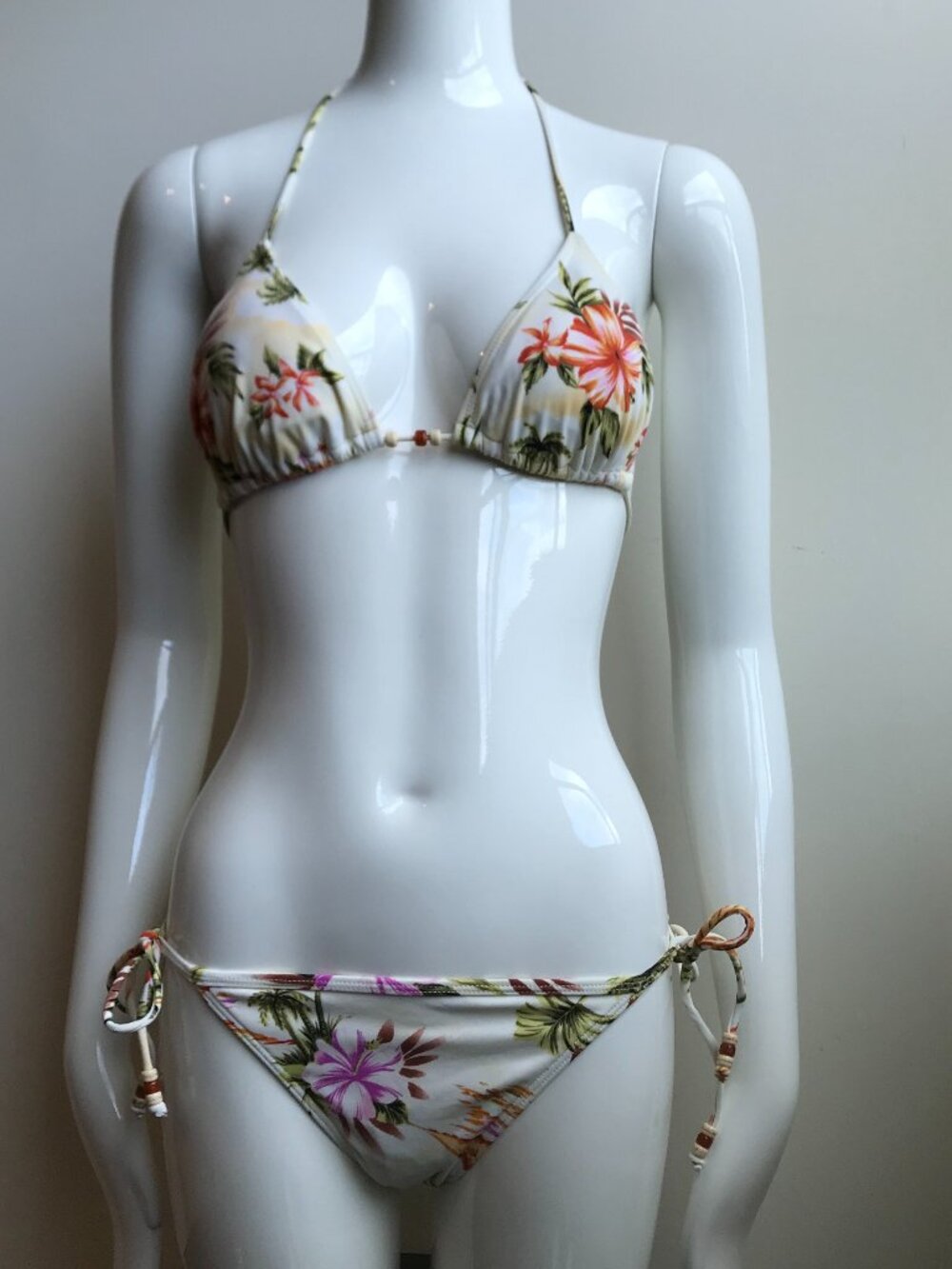 Billabong BLUE CRUSH era Vintage bikini natural floral beaded triangle low rise